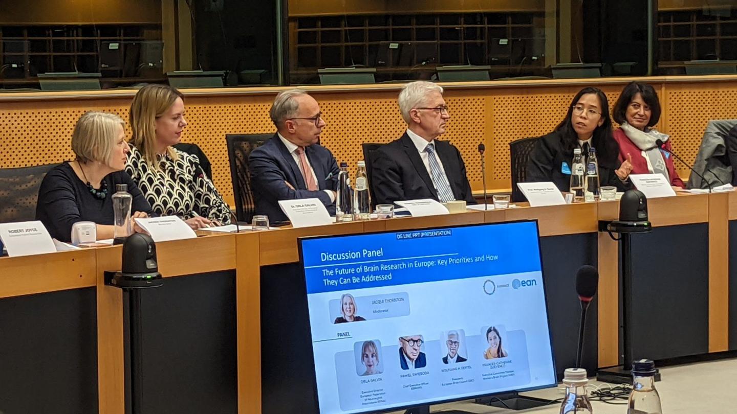 Fjdn8y Gxea Ak Qj2 F4250e23c0