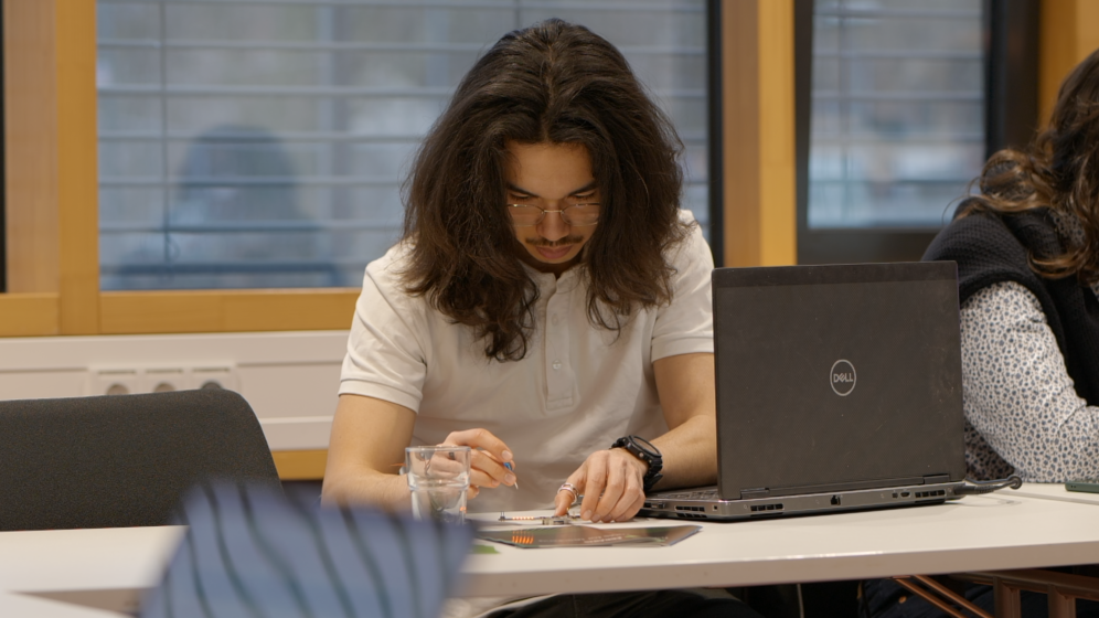 A participant at the Tools for Teaching workshop